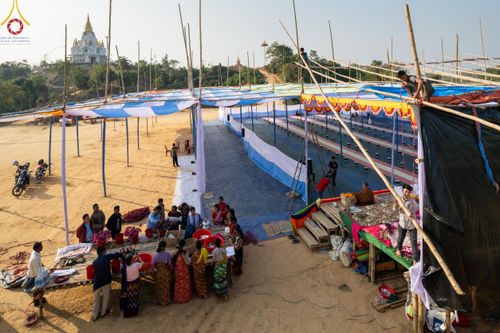 Photo Story ปฐมบรรพชาชาวพุทธมาร์มา เริ่ม วันที่ 2 กุมภาพันธ์ พ.ศ. 2567 ณ วัดธัมจักร อรัญกุฏิ เมืองรัมการ์ คาร์กาชารี บังกลาเทศ