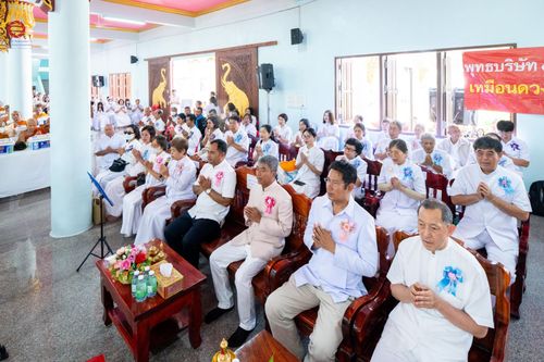 ภาพ No.131881:พิธีถวายสังฆทาน 323 วัด 4 จังหวัดชายแดนภาคใต้ ปีที่ 20 ครั้งที่ 167 และ พิธีมอบกองทุนหนุนแรงใจช่วยครูใต้ ปีที่ 17 ครั้งที่ 132 วันเสาร์ที่ 23 มีนาคม พ.ศ. 2567 ณ วัดมุจลินทวาปีวิหารพระอารามหลวง อ.หนองจิก จ.ปัตตานี