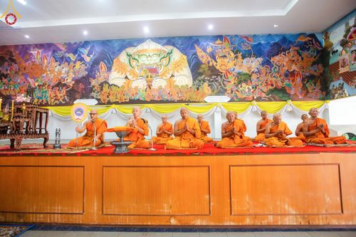 ภาพ No.162795:โครงการกฐินสามัคคีทั่วไทย 30,000 วัด บูชาธรรม 80 ปี หลวงพ่อธัมมชโย โดย คณะศิษยานุศิษย์วัดพระธรรมกาย ณ วัดโบสถ์บน จ.นนทบุรี วันที่ 19 ตุลาคม พ.ศ. 2567