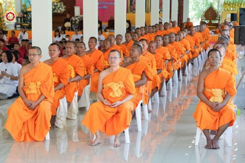 ภาพ No.192483:พิธีทอดผ้าป่าทำนุบำรุงศาสนสถาน ณ วัดศรีเมือง ต.ท่าทราย อ.เมืองสมุทรสาคร จ.สมุทรสาคร ในโครงการธรรมยาตรา กตัญญูบูชา มหาปูชนียาจารย์ พระมงคลเทพมุนี(สด จนฺทสโร) พระผู้ปราบมาร อนุสรณ์สถาน 7 แห่ง ปีที่ 13 วันที่ 9 มกราคม พ.ศ. 2568