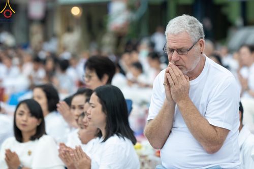 ภาพ No.126109:พิธีทำบุญเมืองนครราชสีมา ฉลอง 556 ปี ตักบาตรพระ 10,000 รูป ในวันเสาร์ที่ 2 มีนาคม พ.ศ.2567 ณ อนุสาวรีย์ท้าวสุรนารี จ.นครราชสีมา จัดโดย คณะสงฆ์จังหวัดนครราชสีมา ร่วมกับสำนักงานจังหวัดนครราชสีมา