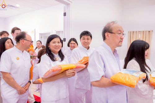 ภาพ No.234666:วันอาทิตย์ที่ 20 กรกฎาคม  พ.ศ.2568 พิธีทอดผ้าป่าภาคพื้นอเมริกา พิธีเจริญพระพุทธมนต์ ฉลองอาคารแก้วธรรมชัยรัตนอนันต์ วัดพระธรรมกายเทนเนสซี ประเทศสหรัฐอเมริกา