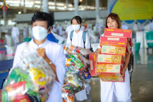 ภาพ No.138094:V.42 ก่อน กลาง เก็บ บุญวันวิสาขบูชา การเตรียมงาน การปฏิบัติงาน และการเก็บงาน ของเจ้าหน้าที่หน่วยงานต่างๆ วันวิสาขบูชา พุธที่ 22 พฤษภาคม พ.ศ. 2567