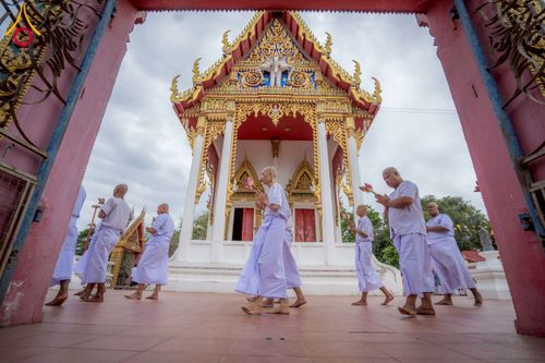 ภาพ No.278309:วันศุกร์ที่ 5 ธันวาคม พ.ศ. 2568 (วันพ่อแห่งชาติ) พิธีบรรพชาอุปสมบทหมู่ธรรมทายาท จำนวน 16 รูป โครงการบรรพชาอุปสมบทหมู่ รุ่นบูชาธรรมมหาปูชนียาจารย์ ประจำปี 2568  ณ ศูนย์ปฏิบัติธรรมและอบรมเยาวชนพระนครศรีอยุธยา จ.พระนครศรีอยุธยา