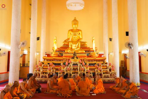 ภาพ No.280454:วันที่ 4 ธันวาคม พ.ศ. 2568 พิธีอุปสมบทหมู่ ในโครงการบวชบูชาธรรมมหาปูชนียาจารย์ 4 วัด ในจังหวัดบุรีรัมย์