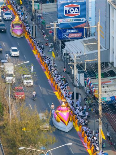 ภาพ No.120212:พิธีต้อนรับพระธรรมยาตรา ในโครงการธรรมยาตรา กตัญญูบูชา มหาปูชนียาจารย์ พระมงคลเทพมุนี(สด จนฺทสโร) พระผู้ปราบมาร อนุสรณ์สถาน 7 แห่ง ปีที่ 12 วันที่ 28 มกราคม พ.ศ. 2567 ณ วัดพระธรรมกาย จ.ปทุมธานี