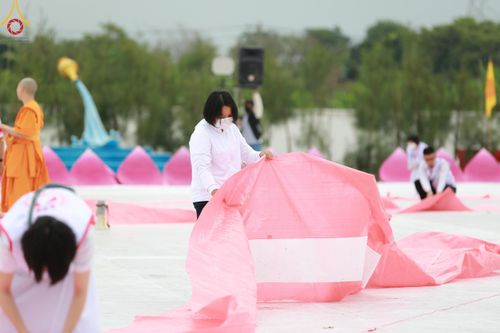 ภาพ No.119584:V.18 ทันทีม การเตรียมงาน เก็บงาน การรับบุญของเจ้าหน้าที่หน่วยงานต่างๆ เพื่อโครงการธรรมยาตรา กตัญญูบูชามหาปูชนียาจารย์ พระมงคลเทพมุนี (สด จนฺทสโร) พระผู้ปราบมาร อนุสรณ์สถาน 7 แห่ง ปีที่ 12 ระหว่างวันที่ 2 - 31 มกราคม พ.ศ.2567