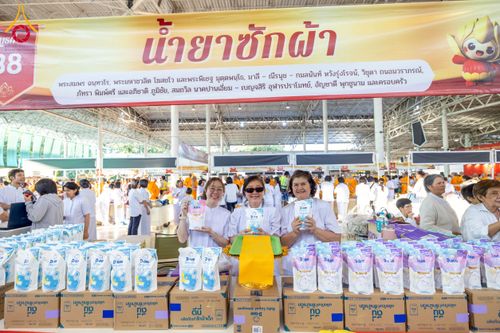 ภาพ No.273061:วันอาทิตย์ที่ 23 พฤศจิกายน พ.ศ.2568 พิธีมุทิตาสักการะ พระมหาเถระและพระเถระ ประจำปีพุทธศักราช 2568 ณ ห้องแก้วสารพัดนึก 2 สภาธรรมกายสากล  วัดพระธรรมกาย