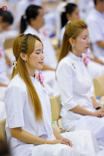 ภาพ No.160320:พิธีทอดผ้าป่าสมทบกฐินวัดพระธรรมกาย และสมทบกฐิน 30,000 วัดทั่วไทย ครั้งที่ 3 ณ สภาธรรมกายสากล วัดพระธรรมกาย วันพฤหัสบดีที่ 10 ตุลาคม พ.ศ. 2567