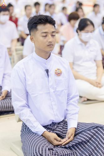 ภาพ No.327740:วันที่ 3 พฤษภาคม พ.ศ.2569 พิธีรับมอบพระบรมสารีริกธาตุ จากสาธารณรัฐแห่งสหภาพเมียนมา ณ ห้องแก้วสารพัดนึก วัดพระธรรมกาย