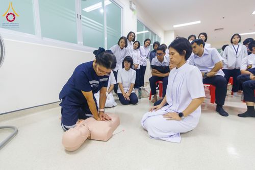 ภาพ No.346205:วันศุกร์ที่ 28 สิงหาคม พ.ศ 2569  บุคลากรใหม่รุ่นที่ 29 เยี่ยมชมศูนย์การแพทย์บุญรักษา ณ วัดพระธรรมกาย