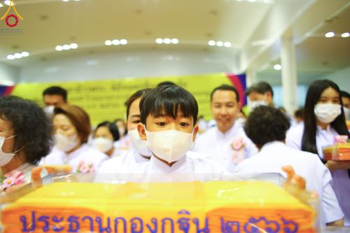 ภาพ No.92309:พิธีทอดกฐินธรรมชัยเพื่อสร้างอาคาร 115 ปี คุณยายอาจารย์มหารัตนอุบาสิกาจันทร์ ขนนกยูง อาทิตย์ต้นเดือนที่ 5 พฤศจิกายน พ.ศ. 2566 ณ วัดพระธรรมกาย จ.ปทุมธานี