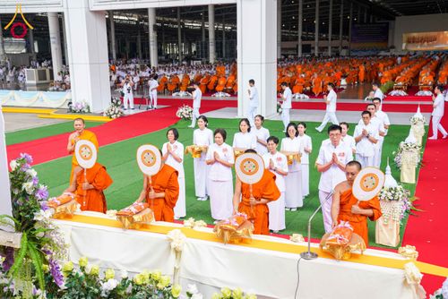 ภาพ No.316539:วันอาทิตย์ที่ 29 มีนาคม พ.ศ. 2569 พิธีทอดผ้าบังสุกุลและพิธีชำระร่าง โยมพ่อณรงค์ จินตมากุล  สิริอายุ 99 ปี 11 เดือน โยมบิดา พระครูปลัดรัตนวีรวัฒน์ (รังสฤษดิ์ อิทฺธิจินตโก) ที่ปรึกษาเจ้าคณะจังหวัดปทุมธานี เจ้าอาวาสวัดพระธรรมกาย  ณ ฌาปนสถานชั่วคราว ทางเข้า 