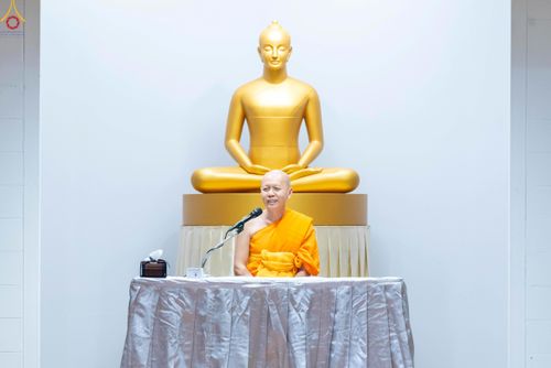 ภาพ No.319962:วันที่ 6 เมษายน พ.ศ.2569 ทีมจัดภัตตาหารประชุมเตรียมงานถวายมหาสังฆทาน 40,000 กว่าวัดทั่วประเทศ บูชาธรรม 82 ปี หลวงพ่อธัมมชโย