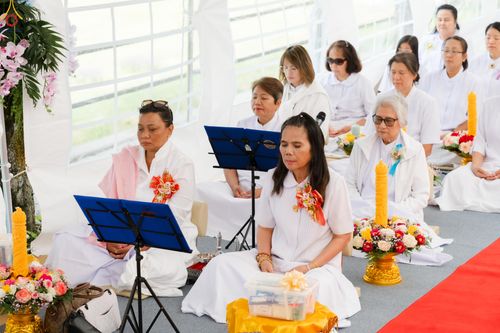 ภาพ No.286198:วันที่ 13 กรกฎาคม พ.ศ. 2568  พิธีทอดผ้าป่าฉลอง 13 ปี  วัดพระธรรมกายสวิตเซอร์แลนด์