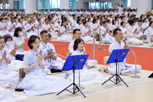 ภาพ No.337885:วันอาทิตย์ต้นเดือน 5 กรกฎาคม พ.ศ.2569 พิธีบูชาข้าวพระ ณ สภาธรรมกายสากล วัดพระธรรมกาย