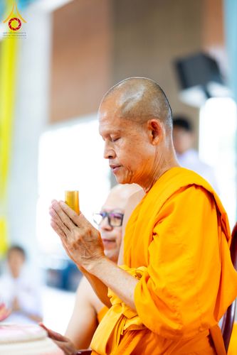 ภาพ No.315662:วันอาทิตย์ ที่ 22 มีนาคม พ.ศ. 2569 พิธีทอดผ้าป่าฉลองพระประธาน พิธีประดิษฐานพระบรมสารีริกธาตุในองค์พระประธาน พิธีจารึกชื่อบรรจุในแผ่นฌาน ณ ศูนย์ปฏิบัติธรรมสมุทรปราการ (บางบ่อ)