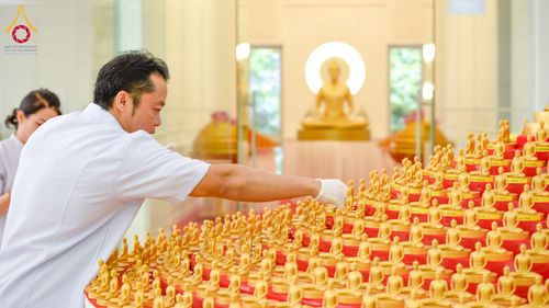 ภาพ No.332012:วันอาทิตย์ที่ 31 พฤษภาคม พ.ศ. 2569 วัดพระธรรมกายสิงคโปร์จุดประทีปแห่งศรัทธา ฉลองวิสาขบูชา ปี 2569 ยิ่งใหญ่ Dhammakaya Centre Singapore Illuminates the Lights of Faith in a Grand Vesak Day 2026 Celebration