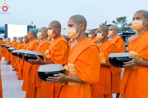 ภาพ No.109261:พิธีถวายภัตตาหารเป็นสังฆทาน แด่คณะพระธรรมยาตราฯ วันที่ 10 มกราคม พ.ศ. 2567 ณ อนุสรณ์สถานคลองบางนางแท่น อ.สามพราน จ.นครปฐม