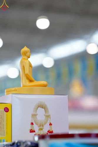 ภาพ No.60399:การต้อนรับพระสังฆาธิการ 10,000 กว่าวัดทั่วประเทศ พิธีมอบปัจจัยช่วยเหลือครู 4 จังหวัดชายแดนภาคใต้ พิธีปฏิบัติธรรม ในวันคุ้มครองโลก วันจันทร์ที่ 22 เมษายน พ.ศ.2567 ณ วัดพระธรรมกาย จ.ปทุมธานี