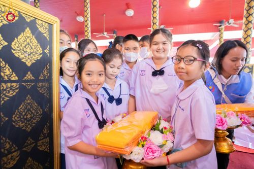 ภาพ No.205102:พิธีทอดผ้าป่าทำนุบำรุงศาสนสถาน ณ วัดบ่อทอง ตำบลคูขวาง อำเภอลาดหลุมแก้ว จังหวัดปทุมธานี ในโครงการธรรมยาตรา กตัญญูบูชา มหาปูชนียาจารย์ พระมงคลเทพมุนี(สด จนฺทสโร) พระผู้ปราบมาร อนุสรณ์สถาน 7 แห่ง ปีที่ 13 วันที่ 30 มกราคม พ.ศ. 2568 