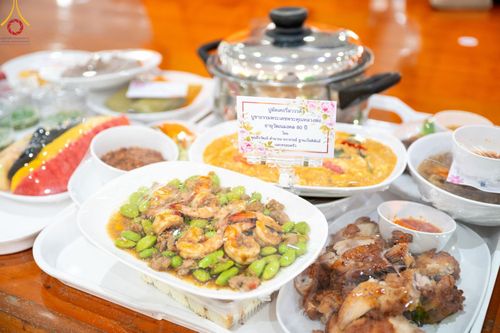 ภาพ No.153047:พิธีถวายภัตตาหารเมนูสวรรค์ ในพรรษาแห่งการเข้าถึงธรรม วันอังคารที่ 10 กันยายน พ.ศ. 2567 ครบรอบ 24 ปี วันละสังขาร คุณยายอาจารย์มหารัตนอุบาสิกาจันทร์ ขนนกยูง ณ หอฉันคุณยายอาจารย์ฯ วัดพระธรรมกาย