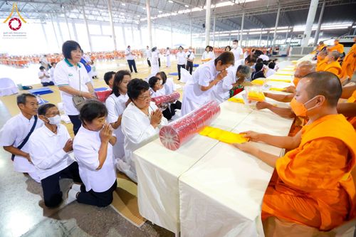 ภาพ No.121646:พิธีถวายภัตตาหารเป็นสังฆทาน แด่คณะพระธรรมยาตรา ปีที่ 12 วันที่ 31 มกราคม พ.ศ. 2567 ณ สภาธรรมกายสากล วัดพระธรรมกาย