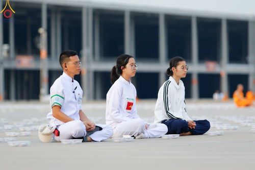 ภาพ No.150664:V.44 เพื่อพ่อ ภาพเตรียมงาน ปฎิบัติงาน ของเจ้าหน้าที่ อาสาสมัคร ทุกสถานะ เพื่อความสำเร็จ ในงานวันธรรมชัย วันอังคารที่ 27 สิงหาคม พ.ศ. 2567