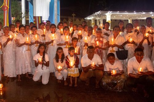 ภาพ No.141994:PhotoStory มหาศรัทธา ธรรมยาตราศรีลังกา EP.7 พิธีจุดวิสาขประทีป 6 วัด ถวายเป็น พุทธบูชา  โครงการสยาม-ลังกา ธรรมยาตรา  ฉลองเทศกาลวิสาขบูชาแห่งชาติ ศรีลังกา วันที่ 16 เดือนมิถุนายน พ.ศ. 2567