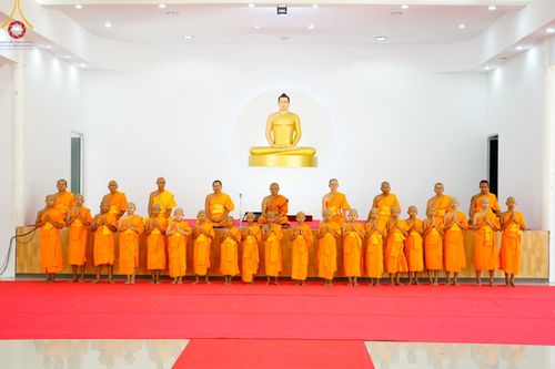 ภาพ No.134925:พิธีตัดปอยผม พิธีขอขมารับผ้าไตร พิธีบรรพชา และพิธีถวายบาตร ในโครงการบรรพชาสามเณร ฟื้นฟูพระพุทธศาสนาทั่วไทย  ณ ศูนย์ปฏิบัติธรรมและศูนย์อบรมเยาวชนเพชรบุรี ต.ท่าแลง อ.ท่ายาง จ.เพชรบุรี