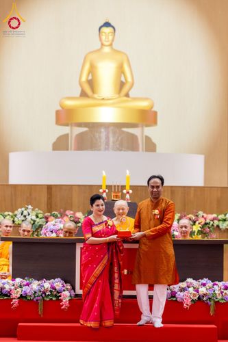 ภาพ No.207614:พิธีมอบโล่พระราชทาน สมเด็จพระกนิษฐาธิราชเจ้า กรมสมเด็จพระรัตนราชสุดาฯ สยามบรมราชกุมารี และโล่เกียรติยศโครงการตอบปัญหาธรรมะ "ทางก้าวหน้า" ครั้งที่ 42 พิธีมอบโล่วัชรเกียรติยศ โครงการตอบปัญหาศีลธรรมเพื่อสันติภาพโลก (WORLD-PEC) ครั้งที่ 18 วันที่ 12 ก.พ. 2568