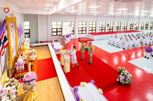 ภาพ No.227165:วันอังคารที่ 3 มิถุนายน พ.ศ. 2568 นายอำเภอคลองหลวง นำพสกนิกรรวมใจภักดิ์ สมเด็จพระนางเจ้าฯ พระบรมราชินี เนื่องในโอกาสวันเฉลิมพระชนมพรรษา ณ อาคารปลูกศรัทธา 2 วัดพระธรรมกาย อ.คลองหลวง จ.ปทุมธานี