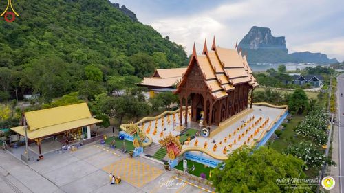 ภาพ No.222230:วันที่ 26-27 เมษายน พ.ศ. 2568 ศูนย์ปฏิบัติธรรมสวนผึ้ง ร่วมกับ ธุดงค์คสถานประจวบคีรีขันธ์ และวัดอ่าวน้อย  จัดกิจกรรมเดินธรรมยาตรา ตักบาตรข้าวสารอาหารแห้ง และจุดประทีปถวายเป็นพุทธบูชา ณ วัดอ่าวน้อย จ.ประจวบคีรีขันธ์