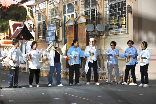 ภาพ No.205534:V.53 สารพัดV สารพัดดี ที่วัดโบสถ์บน ในโครงการธรรมยาตรา กตัญญูบูชา มหาปูชนียาจารย์ พระมงคลเทพมุนี(สด จนฺทสโร) พระผู้ปราบมาร อนุสรณ์สถาน 7 แห่ง ปีที่ 13 ระหว่างวันที่ 2-31 มกราคม พ.ศ. 2568