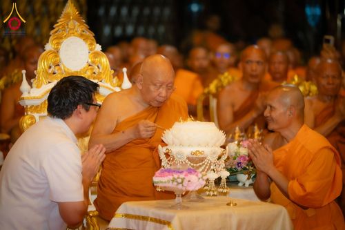 ภาพ No.210749:วันพฤหัสบดีที่ 13 มีนาคม พ.ศ. 2568  สมโภชพระประธานอุโบสถวัดป่าอุบลแก้ว จังหวัดอุบลราชธานี