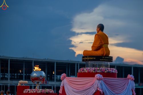 ภาพ No.160503:พิธีปลูกต้นทรัพย์บานชื่น ณ ลานธรรม พระมหาธรรมกายเจดีย์ วัดพระธรรมกาย จ.ปทุมธานี วันพฤหัสบดีที่ 10 ตุลาคม พ.ศ. 2567
