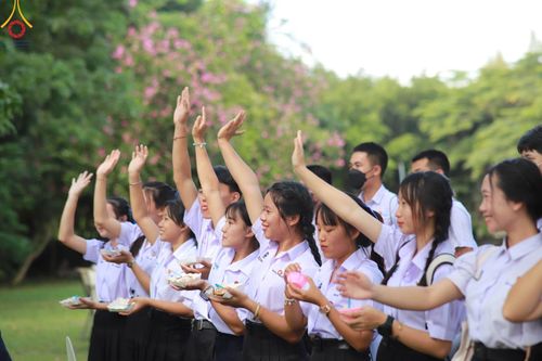 ภาพ No.103539:วันรวมพลังเด็กดี V-Star ผู้นำฟื้นฟูศีลธรรมโลก จังหวัดเชียงรายและจังหวัดพะเยา ณ ศูนย์ปฏิบัติธรรมจังหวัดเชียงราย วันที่ 2 ธันวาคม พ.ศ. 2566