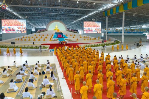 ภาพ No.75638:วัดพระธรรมกายจัด งานบุญวันอาทิตย์ต้นเดือน  มีกิจกรรมดังนี้ พิธีตักบาตร, พิธีบูชาข้าวพระ พระธรรมยาตรารับประกาศนียบัตร โครงการธรรมยาตราฯ ปีที่ 11 ในวันที่ 5 กุมภาพันธ์ พ.ศ. 2566 ณ วัดพระธรรมกาย อ.คลองหลวง จ.ปทุมธานี