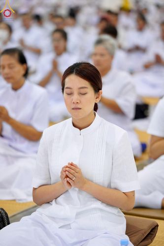 ภาพ No.159241:พิธีบูชาข้าวพระ ในวันอาทิตย์ต้นเดือน วันที่ 6 ตุลาคม พ.ศ. 2567 ณ สภาธรรมกายสากล วัดพระธรรมกาย