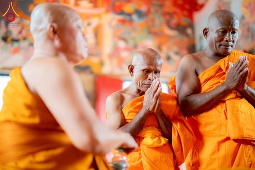 ภาพ No.278325:วันศุกร์ที่ 5 ธันวาคม พ.ศ. 2568 (วันพ่อแห่งชาติ) พิธีบรรพชาอุปสมบทหมู่ธรรมทายาท จำนวน 16 รูป โครงการบรรพชาอุปสมบทหมู่ รุ่นบูชาธรรมมหาปูชนียาจารย์ ประจำปี 2568  ณ ศูนย์ปฏิบัติธรรมและอบรมเยาวชนพระนครศรีอยุธยา จ.พระนครศรีอยุธยา