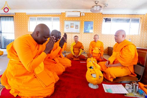 ภาพ No.231730:โครงการบรรพชาอุปสมบทหมู่ครั้งที่ 2 ณ วัดพระธรรมกายโจฮันเนสเบิร์ก ประเทศแอฟริกาใต้ วันอาทิตย์ 29 มิถุนายน พ.ศ. 2568