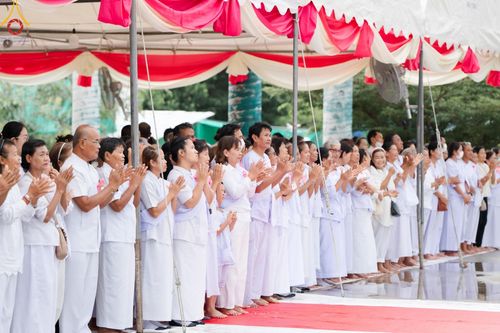 ภาพ No.158194:พิธีทอดผ้าป่า ติดตั้งแผ่นสิริฉะทะนะรัสมี(หลังคา) อาคาร 80 ปี หลวงพ่อธัมมชโย วันอาทิตย์ที่ 22 กันยายน พ.ศ. 2567 ณ ศูนย์ปฏิบัติธรรมวิหารแดง อ.วิหารแดง จ.สระบุรี