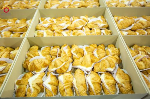 ภาพ No.203755:พิธีถวายภัตตาหารเป็นสังฆทาน แด่พระธรรมยาตรา ณ วัดพระธรรมกาย ตำบลคลองสาม อำเภอคลองหลวง จังหวัดปทุมธานี ในโครงการธรรมยาตรา กตัญญูบูชา มหาปูชนียาจารย์ พระมงคลเทพมุนี(สด จนฺทสโร) พระผู้ปราบมาร อนุสรณ์สถาน 7 แห่ง ปีที่ 13 วันที่ 30 มกราคม พ.ศ. 2568