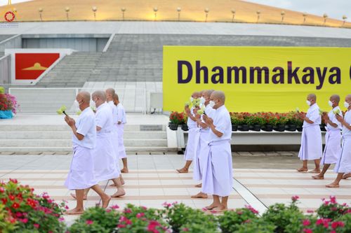 ภาพ No.87778:พิธีบรรพชาอุปสมบท ในโครงการอุปสมบทหมู่บูชาธรรม วันครูผู้ค้นพบวิชชาธรรมกาย ณ วัดพระธรรมกาย ในวันเสาร์ที่ 16 กันยายน พ.ศ.2566