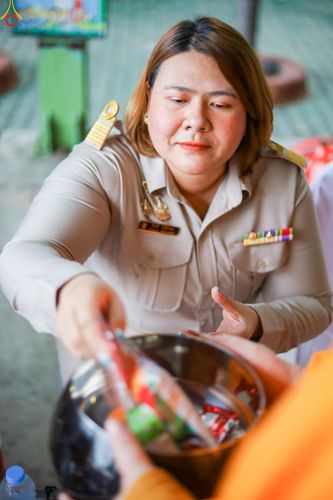 ภาพ No.333665:วันพฤหัสบดี ที่ 11 มิถุนายน พ.ศ.2569 โครงการตักบาตรปลื้มใจ" เนื่องในวันไหว้ครู  ณ โรงเรียนธนสิทธิ์อนุสรณ์ อ.บางพลี จ.สมุทรปราการ