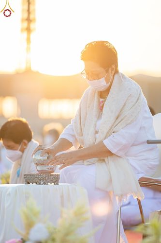 ภาพ No.68697:พิธีตักบาตรฉลองพระใหม่ วันที่ 1 มกราคม พ.ศ. 2566 ณ วัดพระธรรมกาย จ.ปทุมธานี