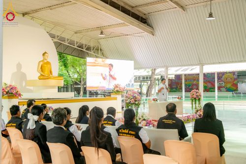 ภาพ No.336487:วันเสาร์ที่ 20 มิถุนายน 2569  โรงเรียน อบต.คลองสาม จัดโครงการ “โรงเรียนพ่อ–แม่”  เสริมพลังครอบครัวร่วมพัฒนาเด็กสู่การเป็นคนเก่งและดี  ผู้นำฟื้นฟูศีลธรรมโลก ณ วัดพระธรรมกาย