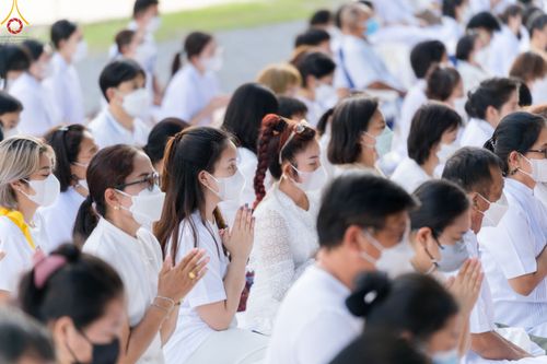 ภาพ No.82603:พิธีตัดปอยผมและปลงผมนาคธรรมทายาท ในโครงการอุปสมบทหมู่ธรรมทายาทพุทธศาสตร์สากล รุ่นที่ 7 (ภาคฤดูฝน) วันอาทิตย์ที่ 11 มิถุนายน พ.ศ. 2566 ณ  วัดพระธรรมกาย