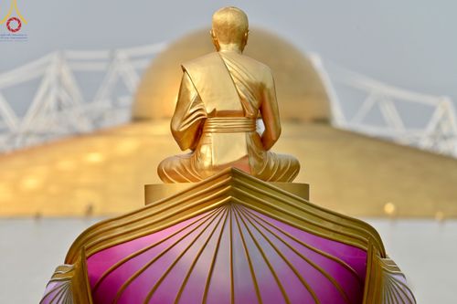 ภาพ No.120230:พิธีต้อนรับพระธรรมยาตรา ในโครงการธรรมยาตรา กตัญญูบูชา มหาปูชนียาจารย์ พระมงคลเทพมุนี(สด จนฺทสโร) พระผู้ปราบมาร อนุสรณ์สถาน 7 แห่ง ปีที่ 12 วันที่ 28 มกราคม พ.ศ. 2567 ณ วัดพระธรรมกาย จ.ปทุมธานี