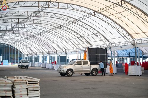 ภาพ No.58440:V.41 เทหมดใจ  ลุยต่อไป ร้อยซาวปี การเตรียมงาน การปฏิบัติงาน และการเก็บงาน ของเจ้าหน้าที่หน่วยงานต่างๆ เพื่อพิธีฉลองอายุวัฒนมงคล 80 ปี หลวงพ่อธัมมชโย และรับถวายมหาสังฆทาน 10,000 กว่าวัดทั่วประเทศ ในวันคุ้มครองโลก จันทร์ที่ 22 เมษายน พ.ศ. 2567